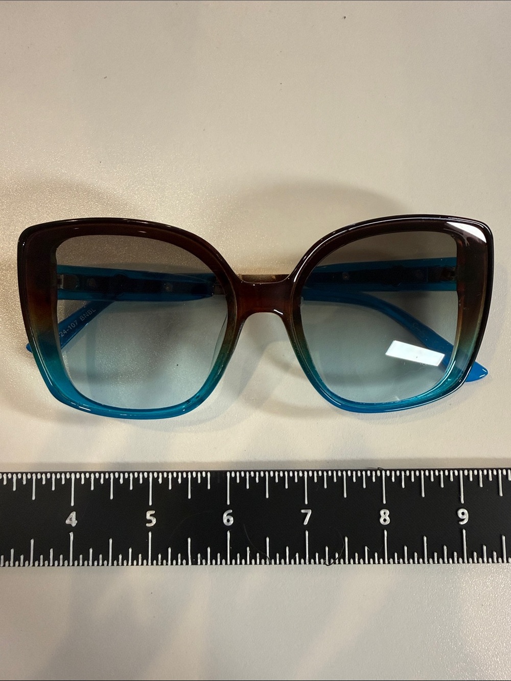 Jessica Simpson Brown-to-Blue Gradient Oversized Square Sunglasses